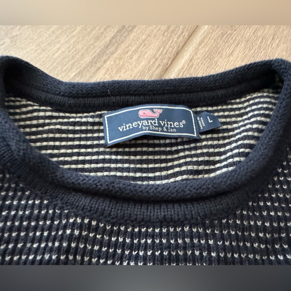Vineyard Vines Size Large L Blue and White Boat Sweater